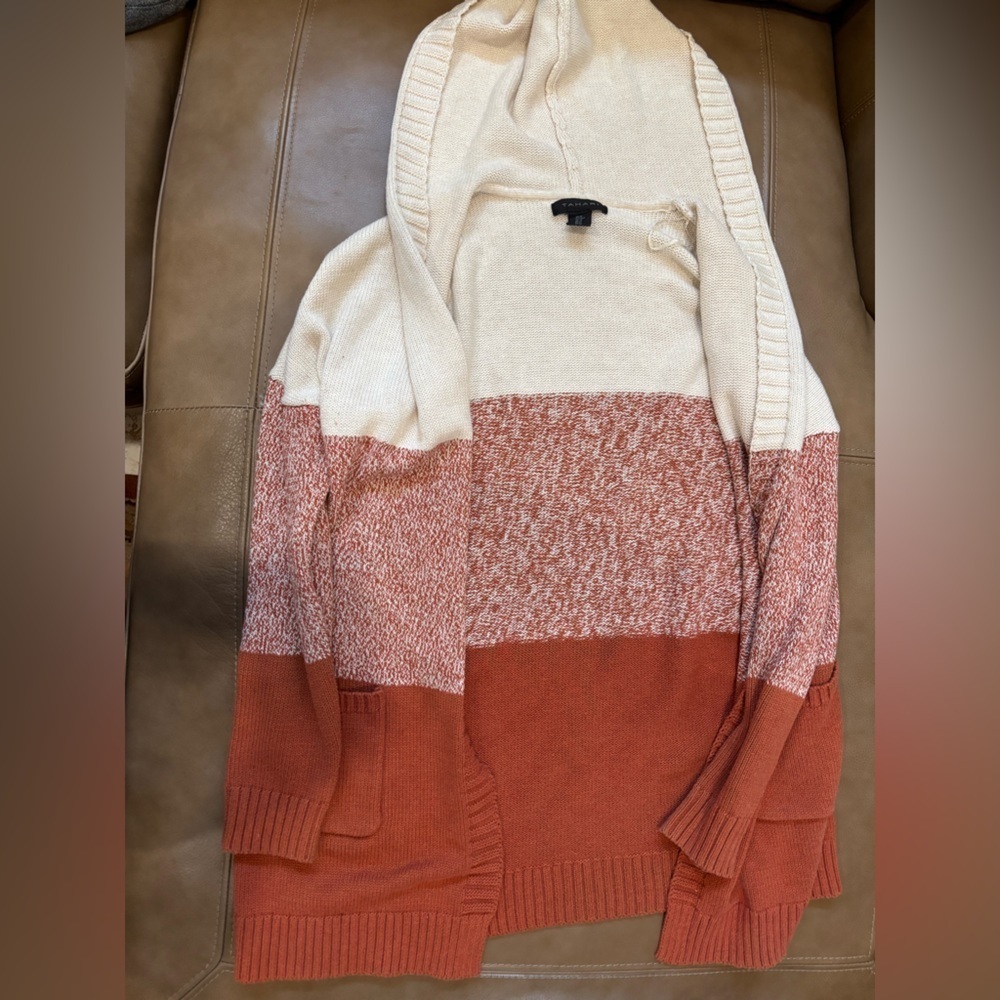 Tahari Colorblock Sweater in Rust and Cream